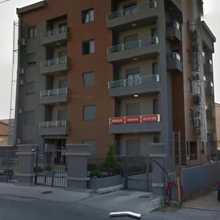 Lux Ljubovic * Podgorica
